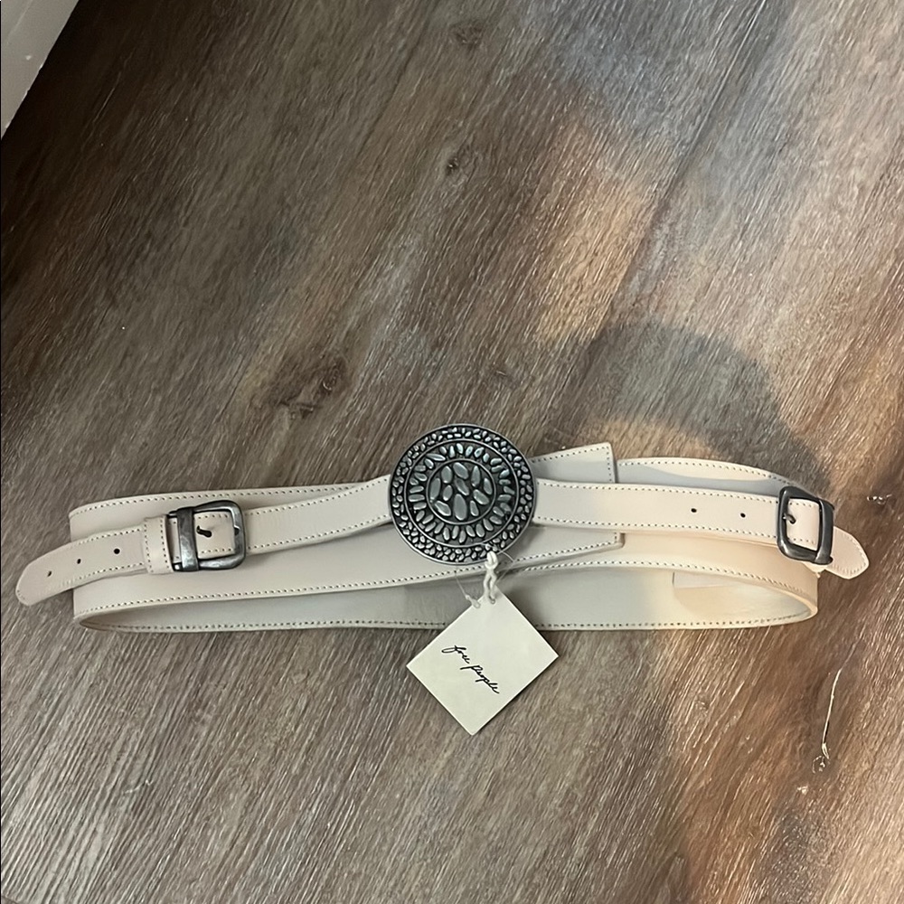 NWOT Free People Beige Creamish/Tan Belt w/Embossed Silver Buckle (42” Length)